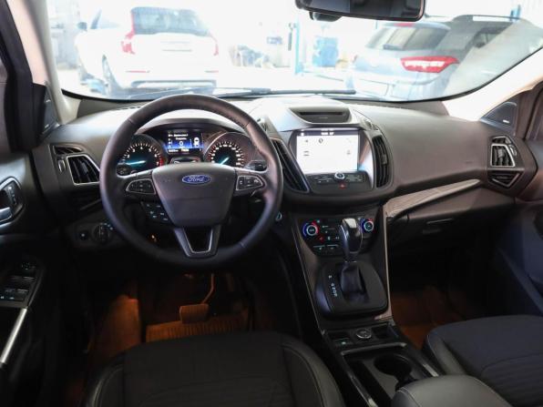 Ford Kuga II Рестайлинг с пробегом 2017 года, цена 1 549 000 рублей, 161270 км, внедорожник, Автокод Объявления