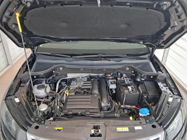 Skoda Karoq I с пробегом 2021 года, цена 2 596 000 рублей, 61111 км, внедорожник, Автокод Объявления