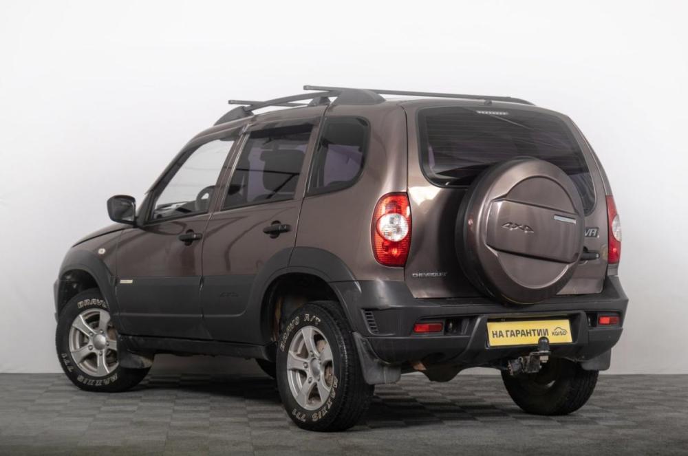 Chevrolet Niva I Рестайлинг Томск  - изображение 6