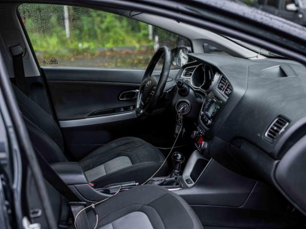 Kia Ceed II с пробегом 2014 года, цена 916 000 рублей, 231728 км, хэтчбек, Автокод Объявления