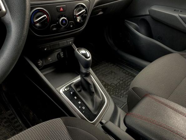 Hyundai Solaris II с пробегом 2020 года, цена 1 447 000 рублей, 97000 км, седан, Автокод Объявления