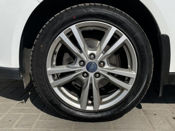 Ford Focus III Рестайлинг с пробегом 2015 года, цена 995 000 рублей, 153777 км, универсал, Автокод Объявления
