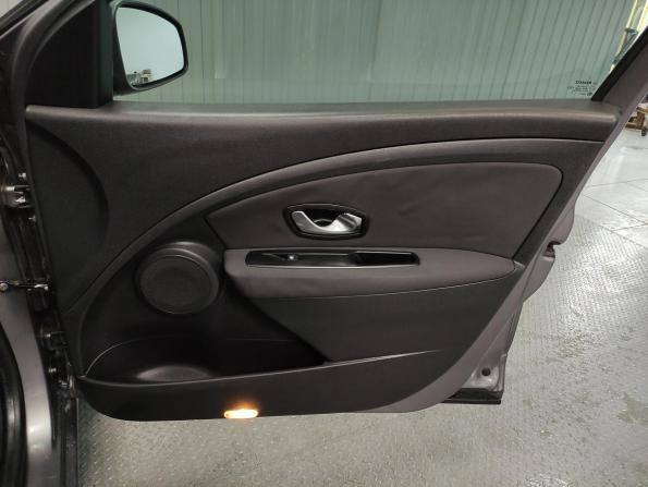 Renault Fluence I с пробегом 2011 года, цена 595 000 рублей, 195114 км, седан, Автокод Объявления