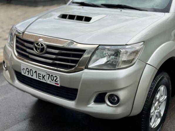 Toyota Hilux VII Рестайлинг с пробегом 2012 года, цена 1 970 000 рублей, 254000 км, пикап, Автокод Объявления