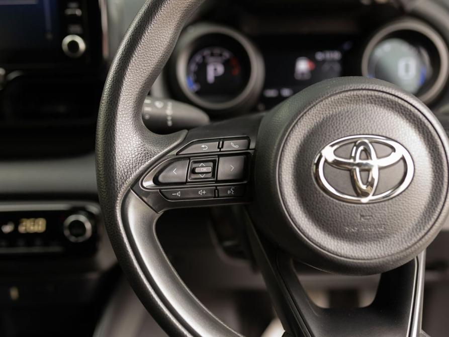 Toyota Yaris IV Новосибирск  - изображение 12