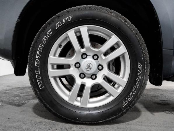 Toyota Land Cruiser Prado 150 Series с пробегом 2011 года, цена 3 500 000 рублей, 340064 км, внедорожник, Автокод Объявления