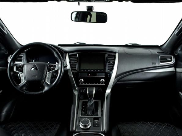 Mitsubishi Montero Sport III Рестайлинг с пробегом 2022 года, цена 3 498 000 рублей, 214128 км, внедорожник, Автокод Объявления