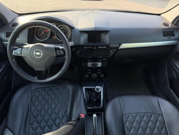 Opel Astra H Рестайлинг с пробегом 2007 года, цена 280 000 рублей, 217434 км, хэтчбек, Автокод Объявления