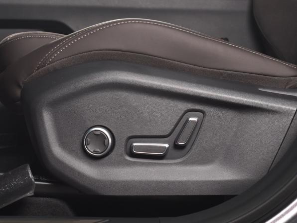 Geely Monjaro I Рестайлинг 2 с пробегом 2026 года, цена 3 999 995 рублей, 49 км, внедорожник, Автокод Объявления