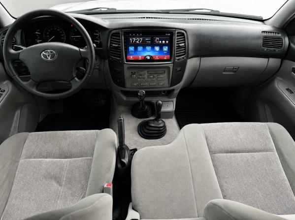 Toyota Land Cruiser 100 Series Рестайлинг 2 с пробегом 2007 года, цена 1 885 500 рублей, 339000 км, внедорожник, Автокод Объявления