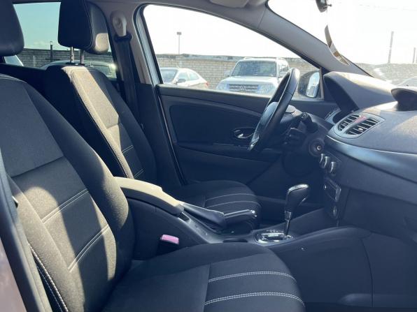 Renault Megane III Рестайлинг с пробегом 2014 года, цена 799 000 рублей, 130000 км, хэтчбек, Автокод Объявления