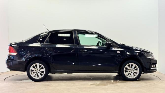 Volkswagen Polo V Рестайлинг с пробегом 2015 года, цена 885 000 рублей, 126474 км, седан, Автокод Объявления