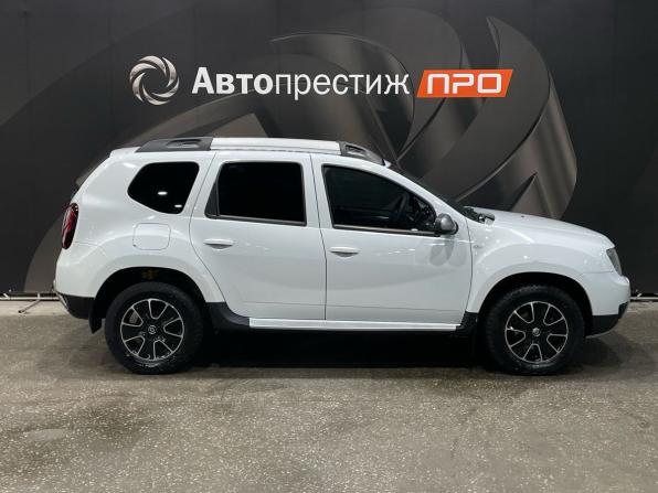 Renault Duster I Рестайлинг с пробегом 2017 года, цена 1 040 000 рублей, 193064 км, внедорожник, Автокод Объявления