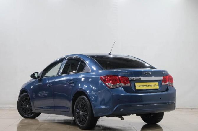 Chevrolet Cruze I Рестайлинг с пробегом 2013 года, цена 689 000 рублей, 160000 км, седан, Автокод Объявления