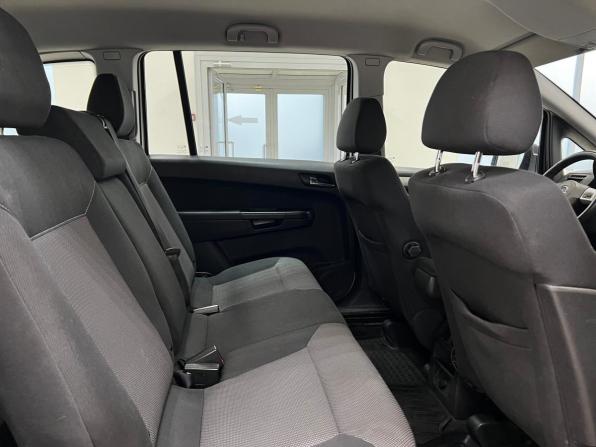 Opel Zafira B Рестайлинг с пробегом 2013 года, цена 1 070 000 рублей, 133403 км, минивэн, Автокод Объявления