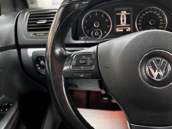 Volkswagen Jetta V с пробегом 2010 года, цена 880 000 рублей, 227421 км, седан, Автокод Объявления