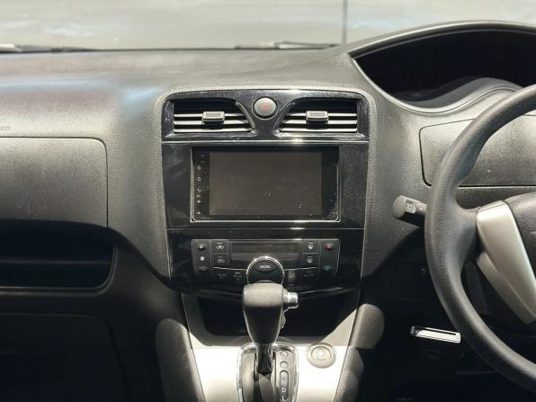 Nissan Serena IV (C26) с пробегом 2014 года, цена 1 310 000 рублей, 211000 км, минивэн, Автокод Объявления