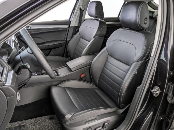 Skoda Superb III Рестайлинг с пробегом 2020 года, цена 2 449 000 рублей, 97758 км, лифтбек, Автокод Объявления