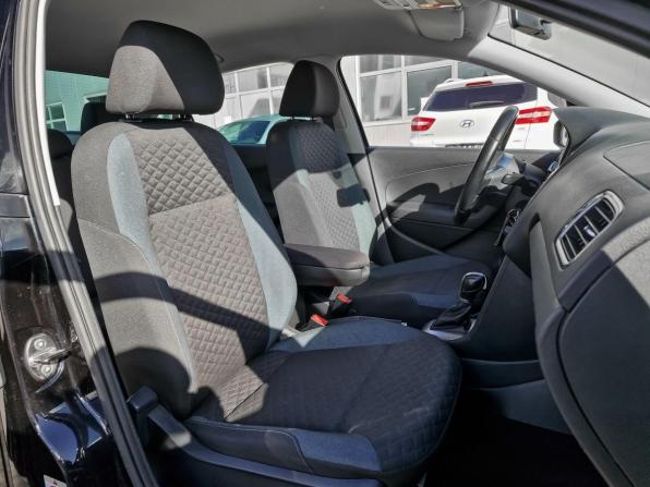 Volkswagen Polo V Рестайлинг с пробегом 2019 года, цена 1 275 000 рублей, 109282 км, седан, Автокод Объявления