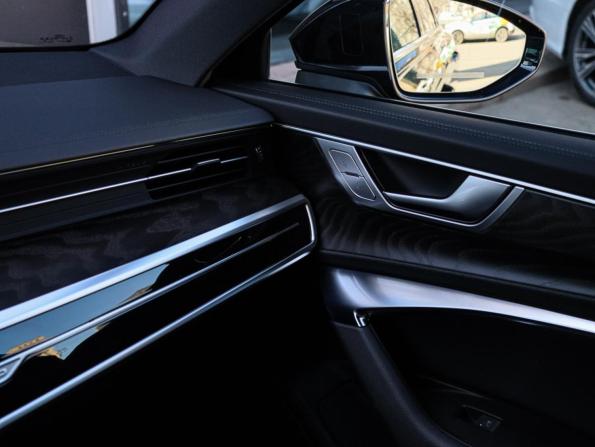 Audi A6 V (C8) с пробегом 2022 года, цена 5 150 000 рублей, 37957 км, седан, Автокод Объявления