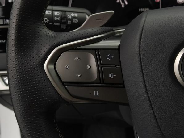 Lexus RX V с пробегом 2022 года, цена 8 480 000 рублей, 15529 км, внедорожник, Автокод Объявления