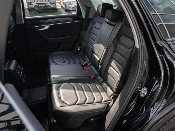 Volkswagen Touareg III с пробегом 2018 года, цена 4 160 000 рублей, 129288 км, внедорожник, Автокод Объявления