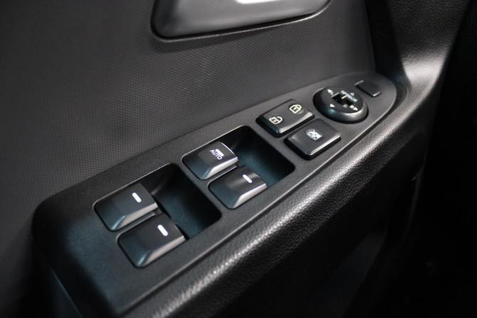 Kia Sportage III с пробегом 2011 года, цена 1 323 000 рублей, 266000 км, внедорожник, Автокод Объявления