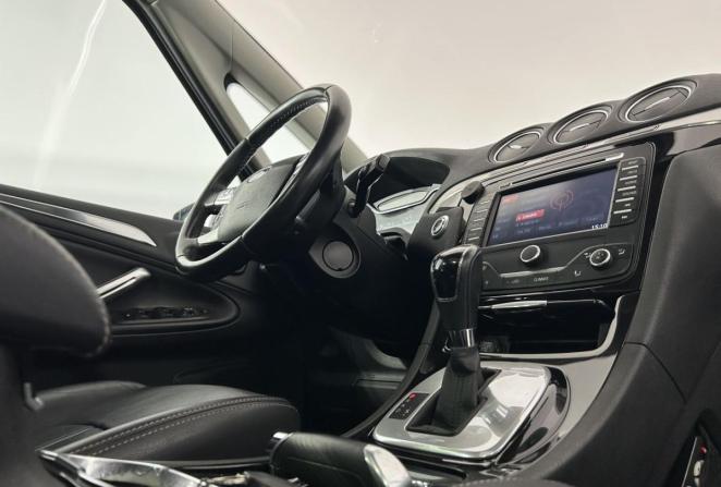 Ford S-MAX I Рестайлинг с пробегом 2012 года, цена 1 040 000 рублей, 137393 км, минивэн, Автокод Объявления