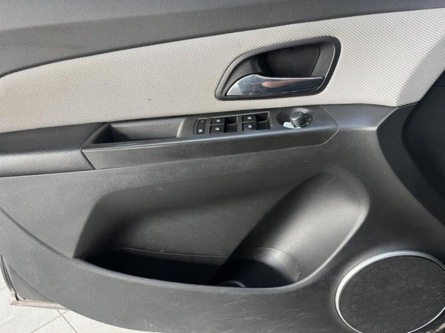 Chevrolet Cruze I Рестайлинг Курск  - изображение 14