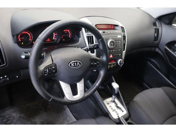Kia Ceed I Рестайлинг с пробегом 2010 года, цена 689 900 рублей, 202336 км, хэтчбек, Автокод Объявления