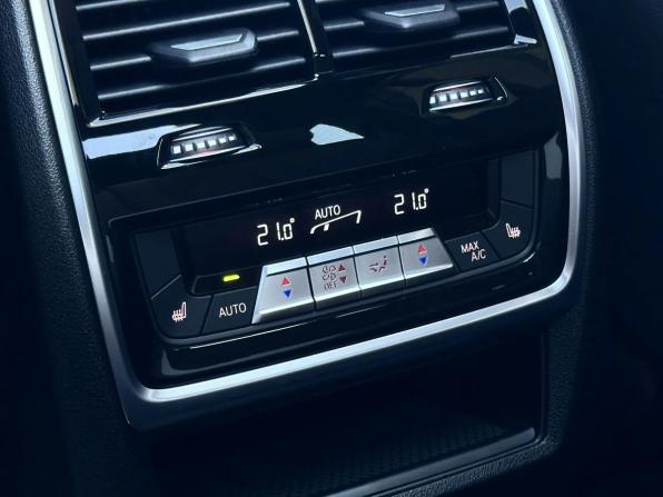 BMW X7 I (G07) Рестайлинг с пробегом 2026 года, цена 19 990 000 рублей, 20 км, внедорожник, Автокод Объявления