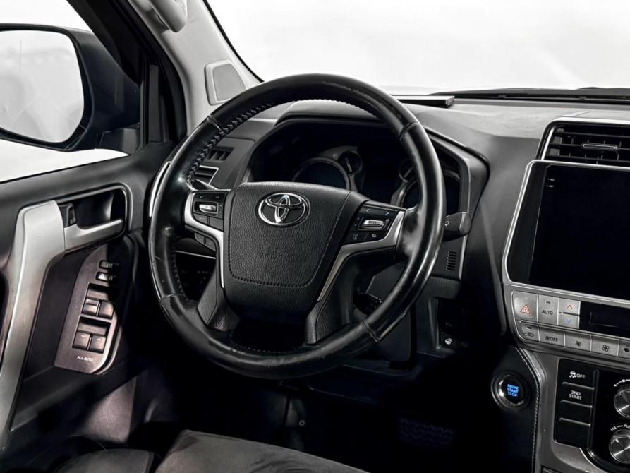 Toyota Land Cruiser Prado 150 Series Рестайлинг 2 Санкт-Петербург  - изображение 21