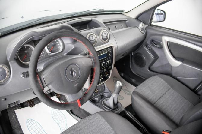 Renault Duster I с пробегом 2014 года, цена 779 000 рублей, 327012 км, внедорожник, Автокод Объявления