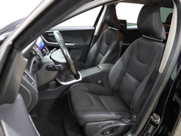 Volvo XC60 I Рестайлинг с пробегом 2013 года, цена 1 629 000 рублей, 256367 км, внедорожник, Автокод Объявления