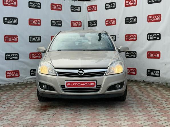 Opel Astra H Рестайлинг с пробегом 2008 года, цена 449 990 рублей, 213000 км, хэтчбек, Автокод Объявления