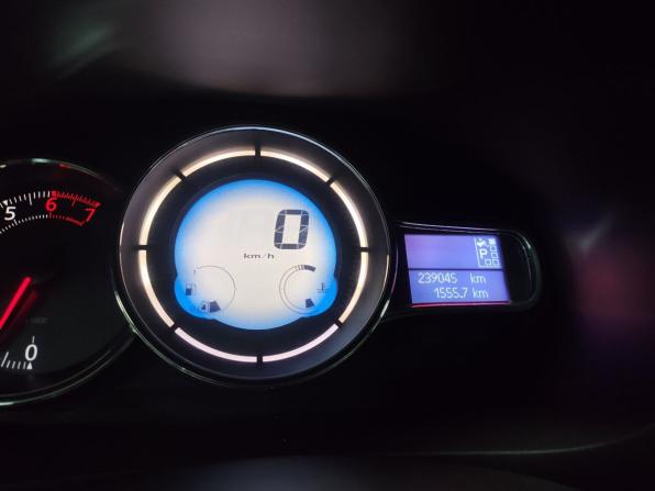 Renault Fluence I Рестайлинг с пробегом 2014 года, цена 699 000 рублей, 239043 км, седан, Автокод Объявления