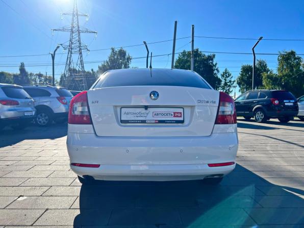 Skoda Octavia II (A5) Рестайлинг с пробегом 2012 года, цена 990 000 рублей, 216123 км, лифтбек, Автокод Объявления