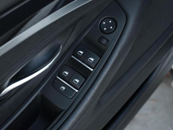 BMW 5 серии VI (F10/F11/F07) с пробегом 2012 года, цена 1 469 000 рублей, 204437 км, седан, Автокод Объявления