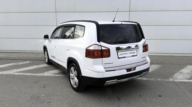 Chevrolet Orlando I с пробегом 2012 года, цена 990 000 рублей, 207160 км, компактвэн, Автокод Объявления