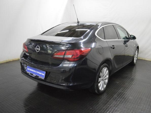 Opel Astra J Рестайлинг с пробегом 2014 года, цена 515 000 рублей, 261440 км, седан, Автокод Объявления