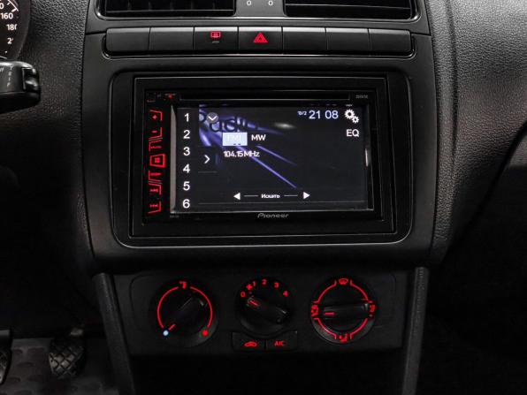 Volkswagen Polo V с пробегом 2014 года, цена 799 000 рублей, 136189 км, седан, Автокод Объявления