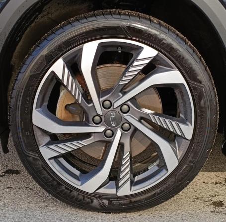 Geely Monjaro I с пробегом 2024 года, цена 3 339 000 рублей, 54395 км, внедорожник, Автокод Объявления