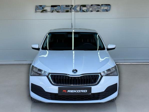 Skoda Rapid II с пробегом 2020 года, цена 1 349 000 рублей, 74000 км, лифтбек, Автокод Объявления