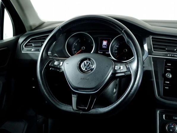 Volkswagen Tiguan II с пробегом 2019 года, цена 2 098 000 рублей, 133747 км, внедорожник, Автокод Объявления