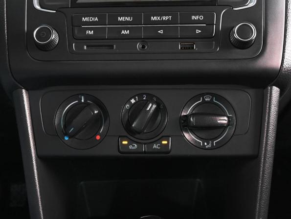 Volkswagen Polo V с пробегом 2011 года, цена 999 000 рублей, 113243 км, седан, Автокод Объявления