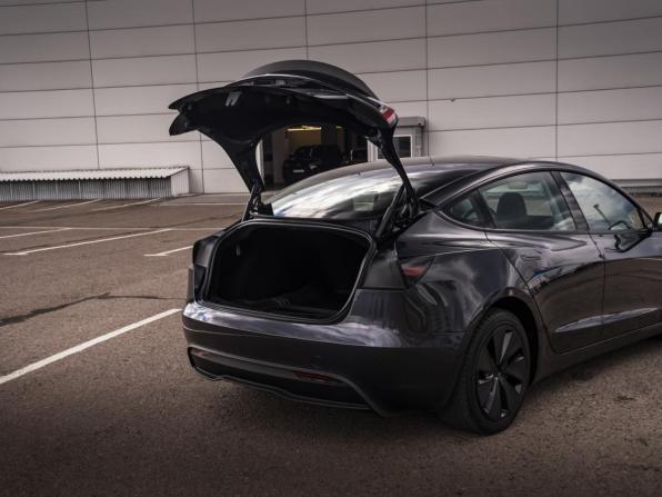 Tesla Model 3 I Рестайлинг с пробегом 2025 года, цена 7 559 000 рублей, 3615 км, седан, Автокод Объявления