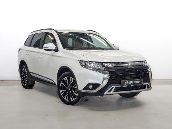Mitsubishi Outlander III Рестайлинг 3 с пробегом 2021 года, цена 2 650 000 рублей, 76045 км, внедорожник, Автокод Объявления