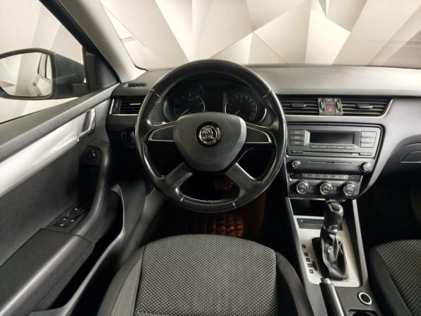 Skoda Octavia III (A7) с пробегом 2013 года, цена 1 180 000 рублей, 246908 км, лифтбек, Автокод Объявления