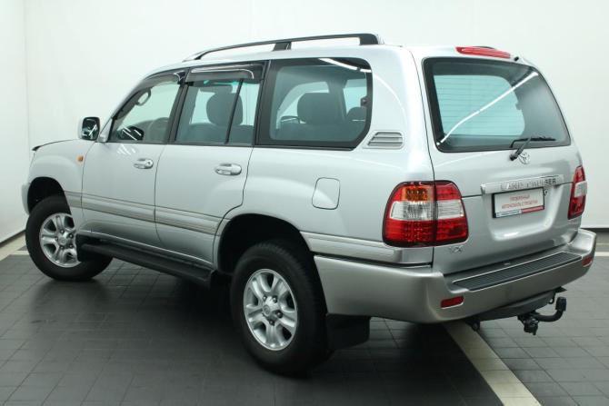 Toyota Land Cruiser 100 Series Рестайлинг 2 с пробегом 2007 года, цена 4 995 000 рублей, 80089 км, внедорожник, Автокод Объявления