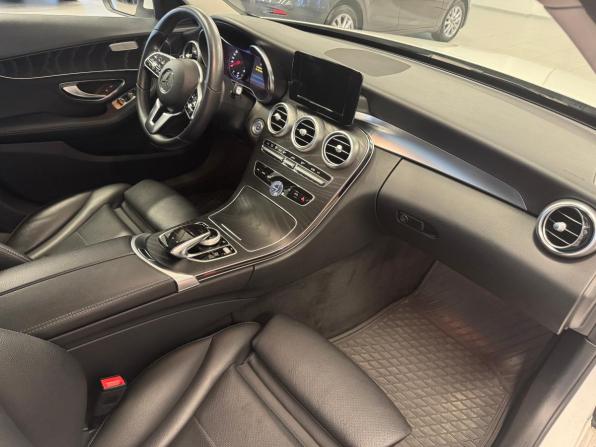 Mercedes-Benz C-Класс IV (W205) Рестайлинг с пробегом 2018 года, цена 2 794 000 рублей, 74749 км, седан, Автокод Объявления
